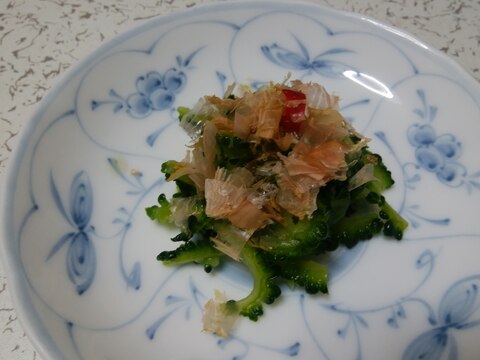 ご飯がススム!苦み控えめゴーヤのお漬物